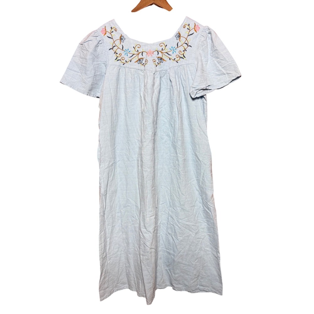 VTG Loungees‎ Women Medium Floral Embroidery Blue MuuMuu Cottagecore  Resortwear